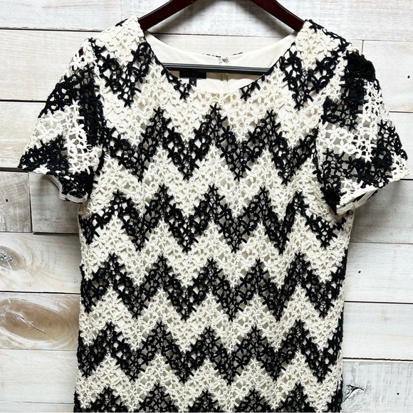 Talbots Dress Womens 8 Cream Black Floral Chevron Crochet Overlay Church Career - Picture 2 of 10